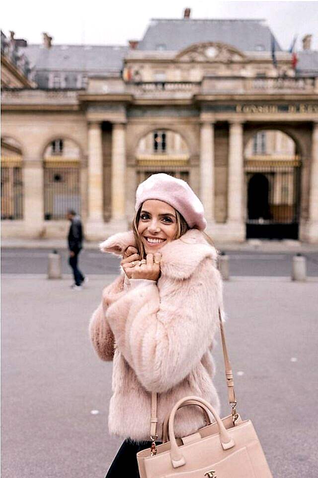 Fransız Keçe Pembe Ressam Bere